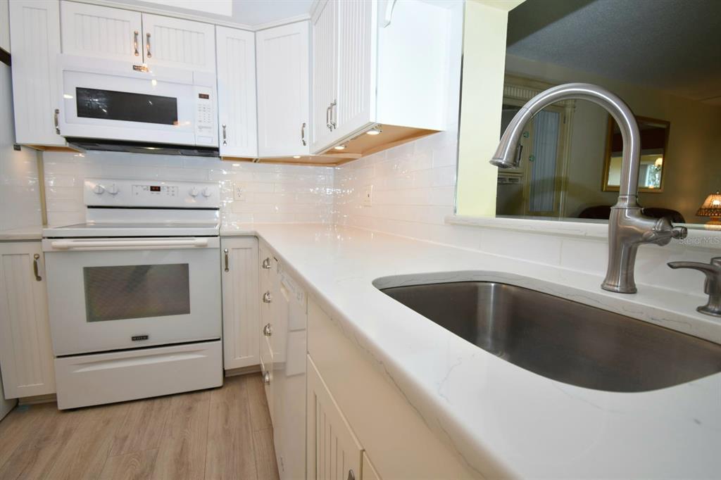 940 Virginia Street, Unit 108 Dunedin, FL 34698 - Photo 16 of 50