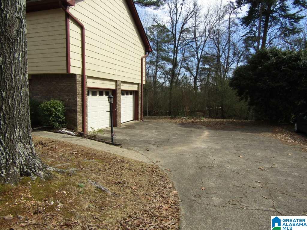 6077 Red Hollow Road Birmingham, AL 35215 - Photo 8 of 39