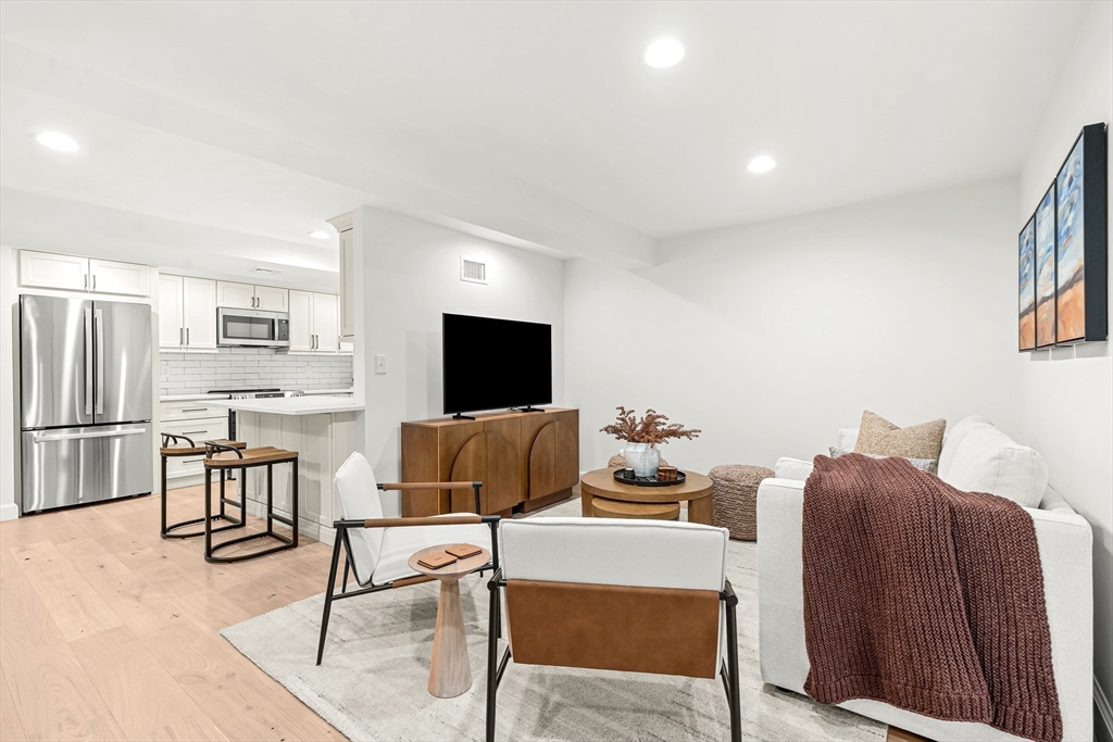 115 Washington Street, Unit 2A Winchester, MA 01890 - Photo 12 of 24