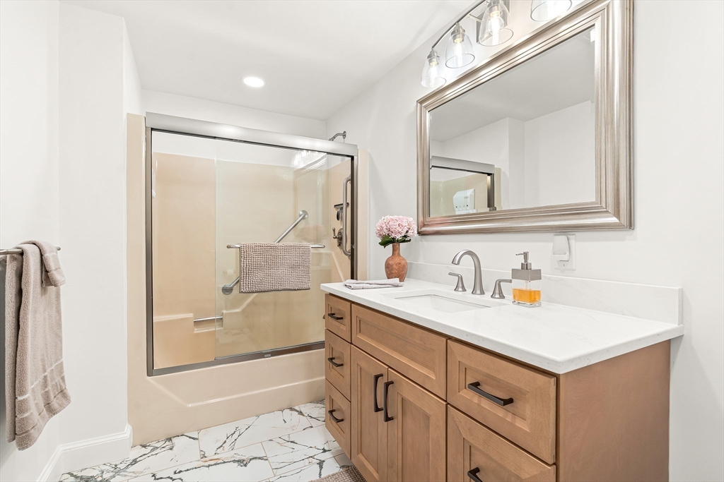 115 Washington Street, Unit 2A Winchester, MA 01890 - Photo 22 of 24