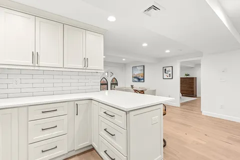 $749,000 | 115 Washington Street, Unit 2A, Winchester, MA 01890