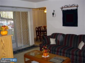 220-4 Echelon Road Voorhees, NJ 08043 - Photo 4 of 8 Gallery Image 4