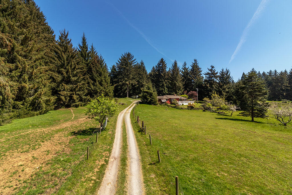 1255 Alder Grove Road Arcata, CA 95521 - Photo 21 of 72