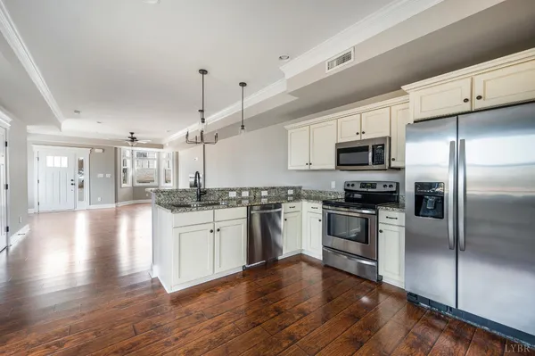$310,000 | 207 Capstone Drive, Lynchburg, VA 24502