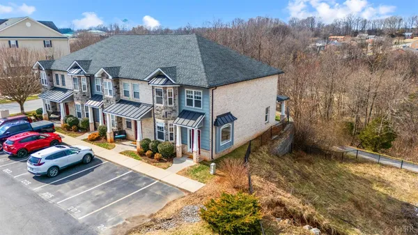 $310,000 | 207 Capstone Drive, Lynchburg, VA 24502