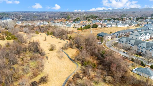 $310,000 | 207 Capstone Drive, Lynchburg, VA 24502