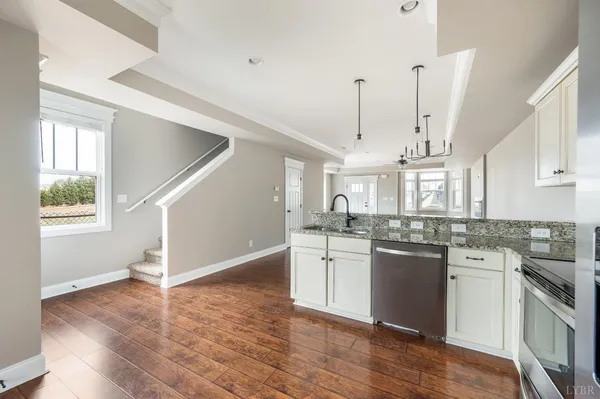 $310,000 | 207 Capstone Drive, Lynchburg, VA 24502