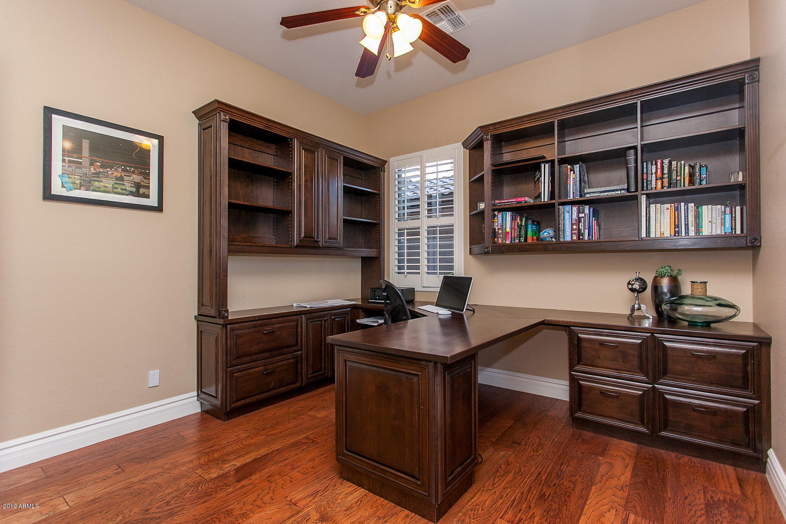 3661 East Maffeo Road Phoenix, AZ 85050 - Photo 7 of 52 Built-In Desk & Bookcase