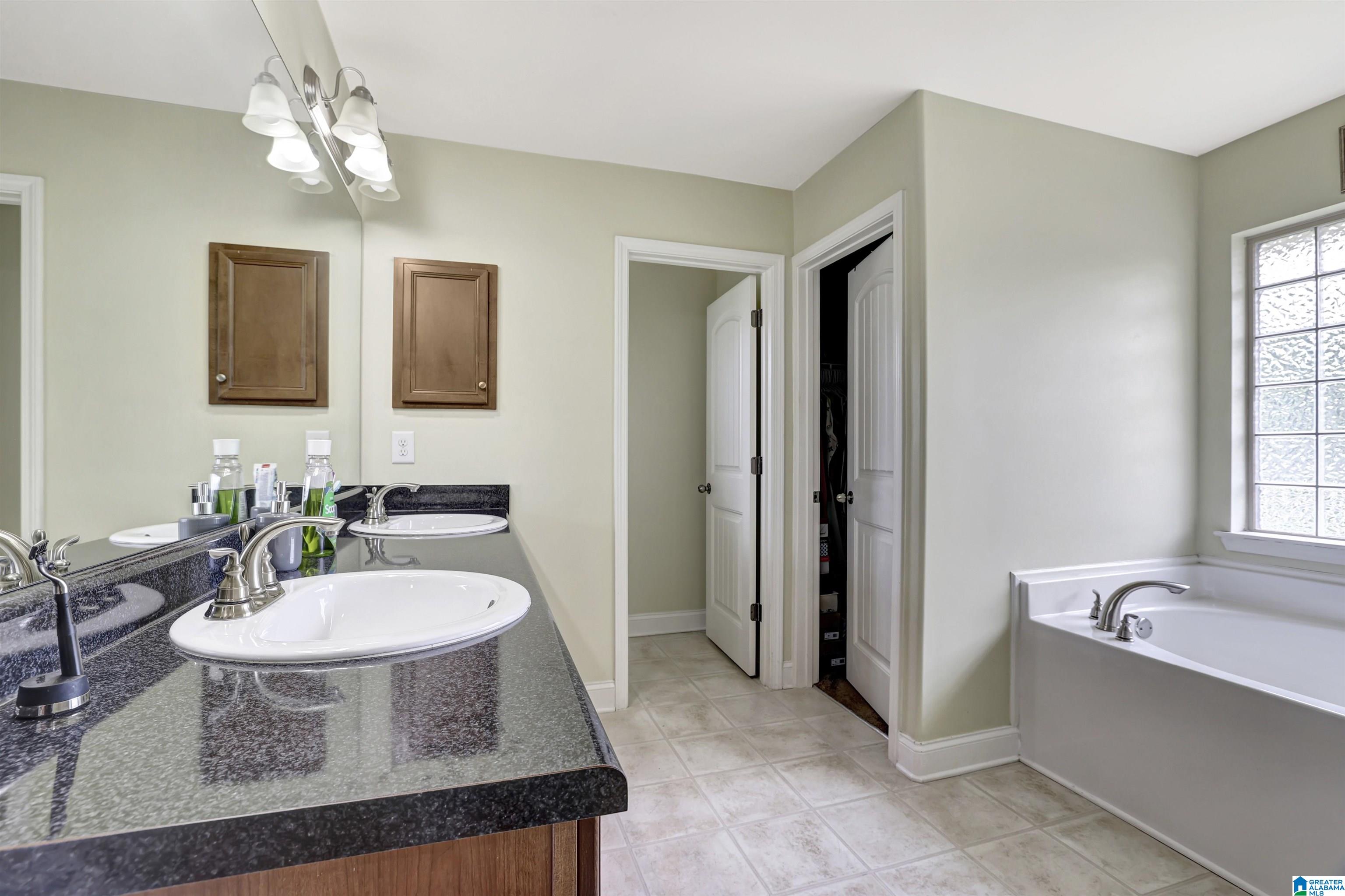 1013 Conner Circle Alabaster, AL 35007 - Photo 24 of 31