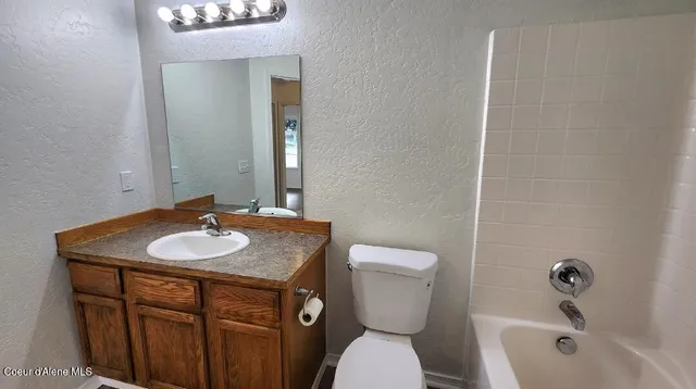 $387,900 | 340 South 3rd Street, St. Maries, ID 83861