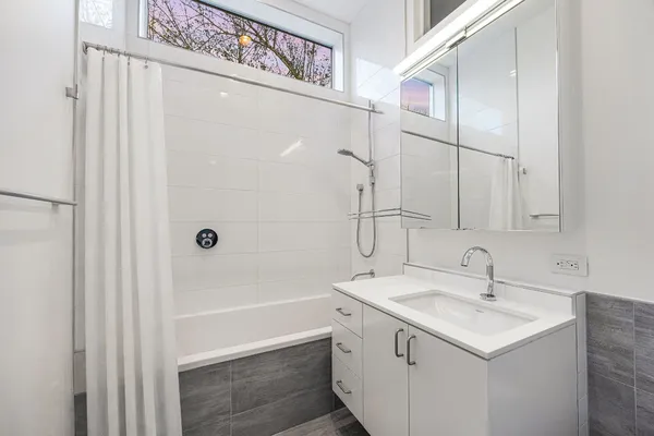 $5,500,000 | 4616 Oleander Street, Bellaire, TX 77401