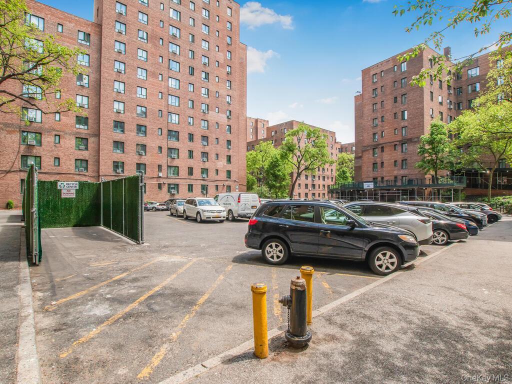 1503 Metropolitan Avenue, Unit 4F Bronx, NY 10462 - Photo 3 of 4