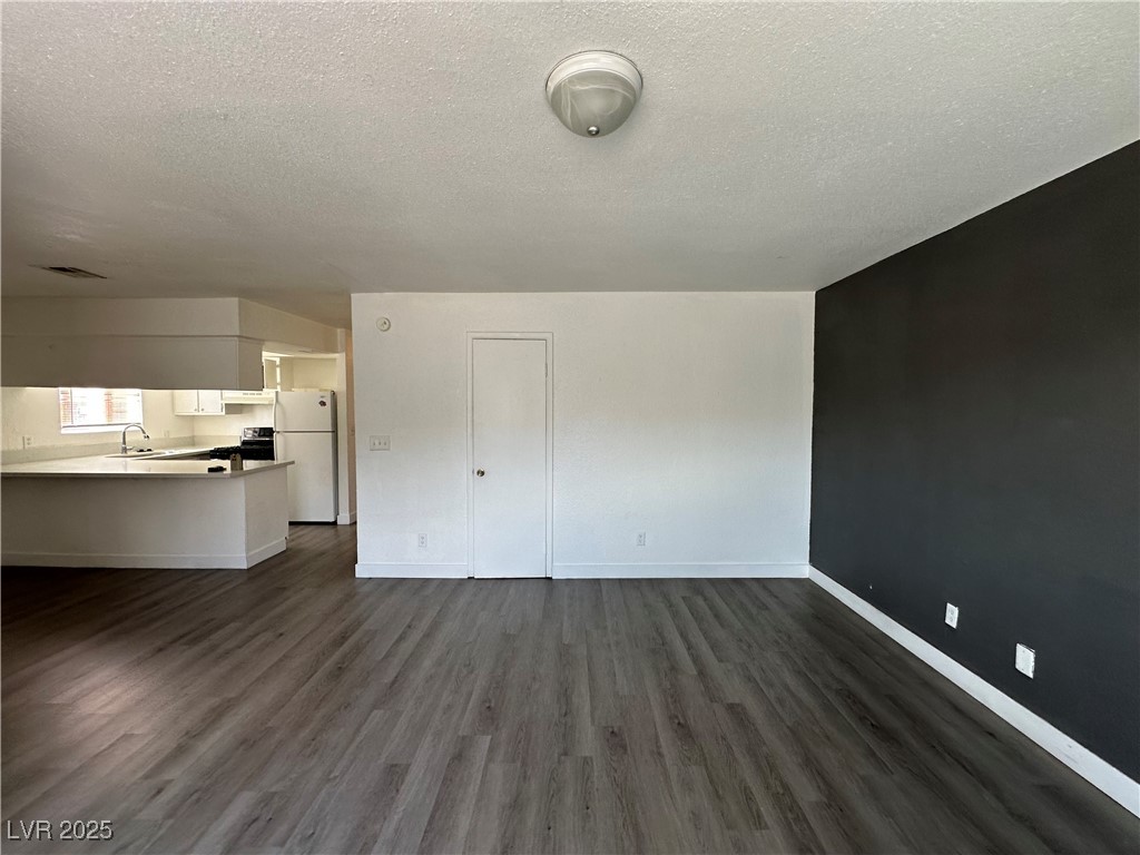 6966 Issac Avenue, Unit 1 Las Vegas, NV 89156 - Photo 3 of 18