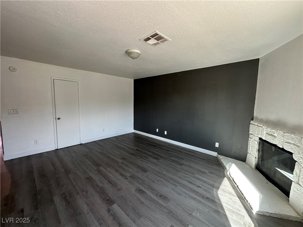 6966 Issac Avenue, Unit 1 Las Vegas, NV 89156 - Photo 4 of 18
