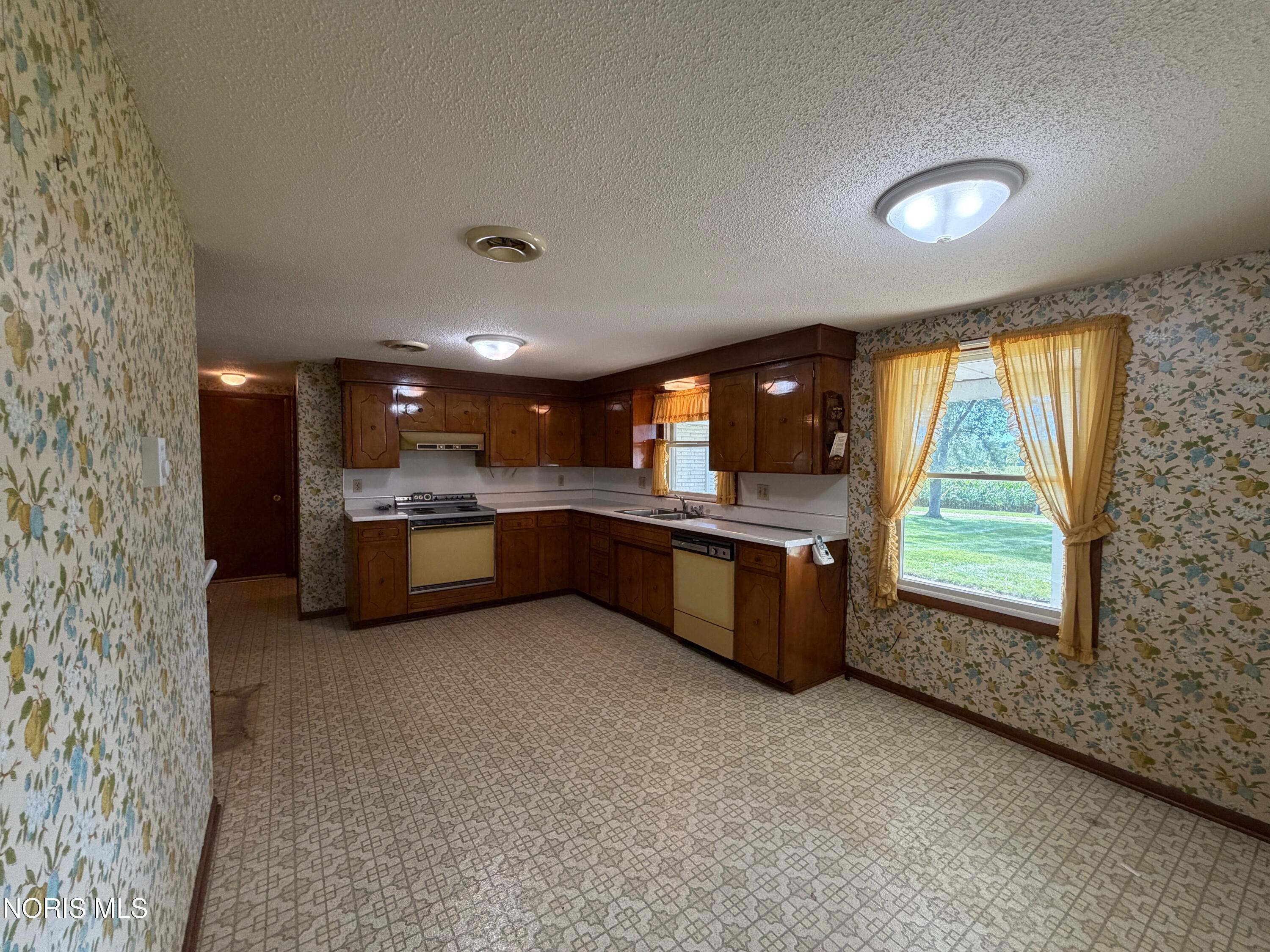 3135 Rosedale Road Edgerton, OH 43517 - Photo 14 of 41 Gallery Image 14