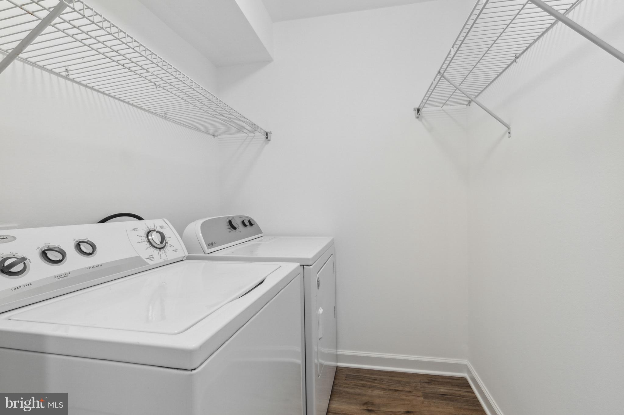 1008 Trinity Gate Street Herndon, VA 20170 - Photo 17 of 36 Main Level Laundry