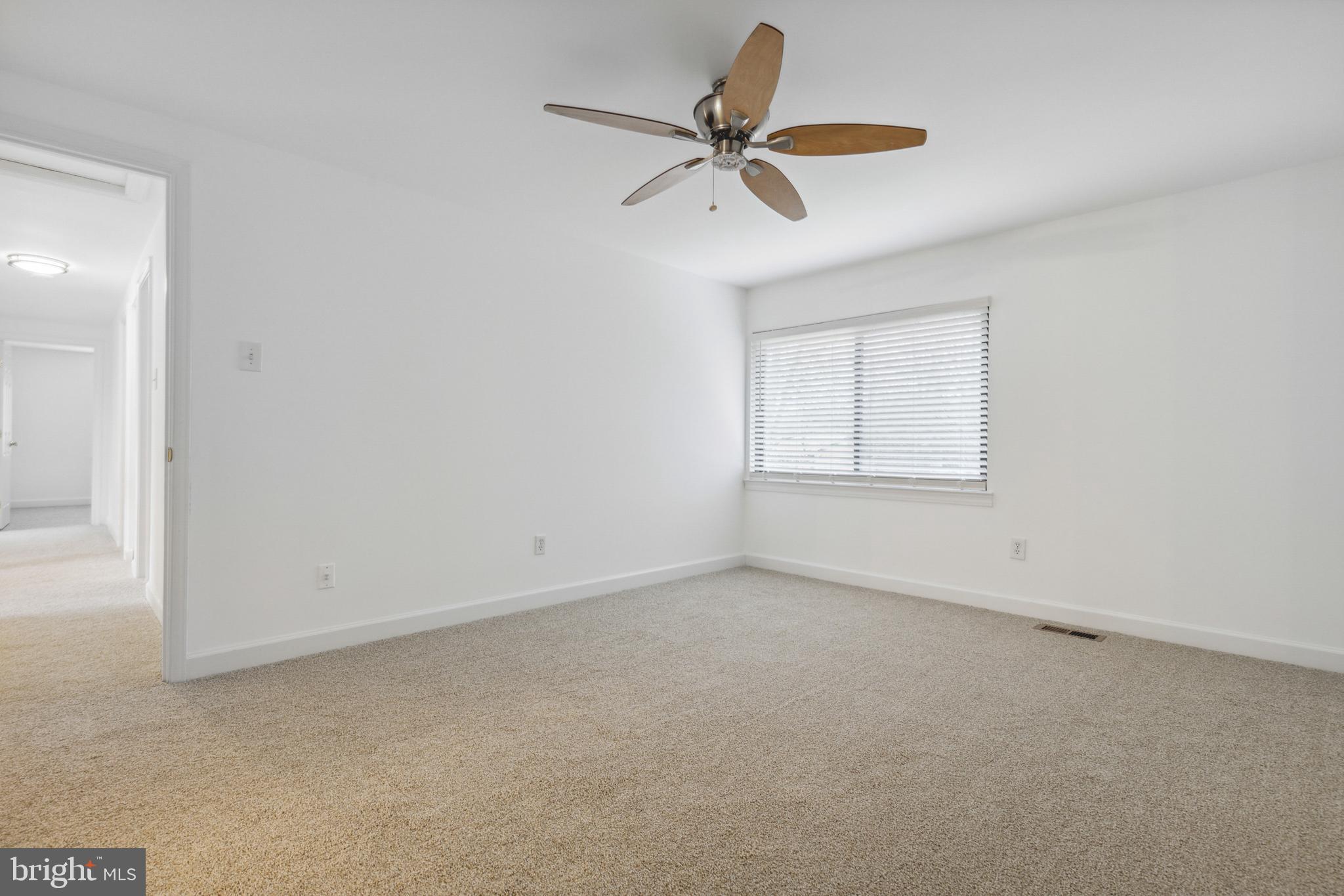 1008 Trinity Gate Street Herndon, VA 20170 - Photo 21 of 36 Primary Bedroom