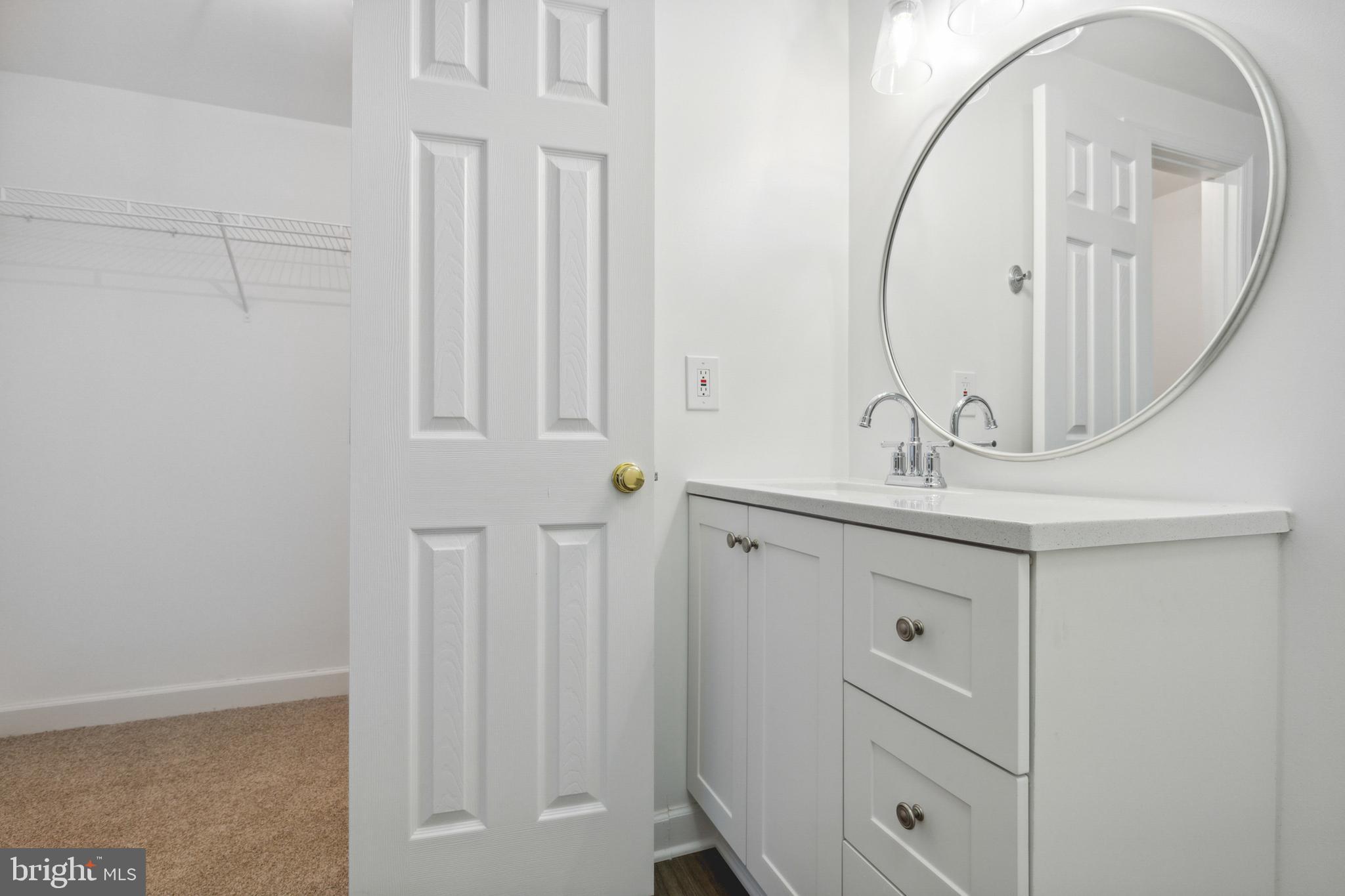 1008 Trinity Gate Street Herndon, VA 20170 - Photo 23 of 36