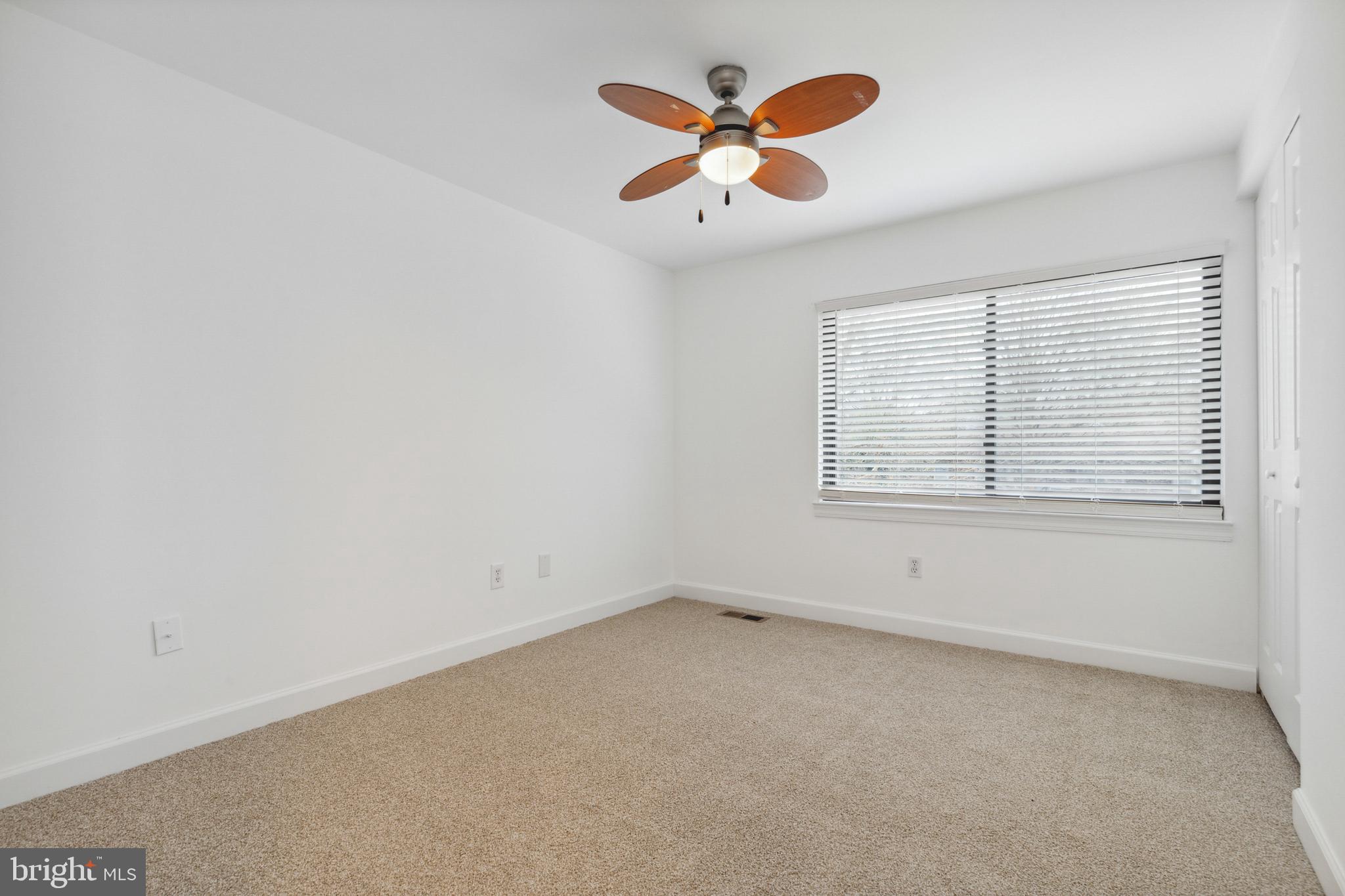 1008 Trinity Gate Street Herndon, VA 20170 - Photo 26 of 36 Secondary Bedroom
