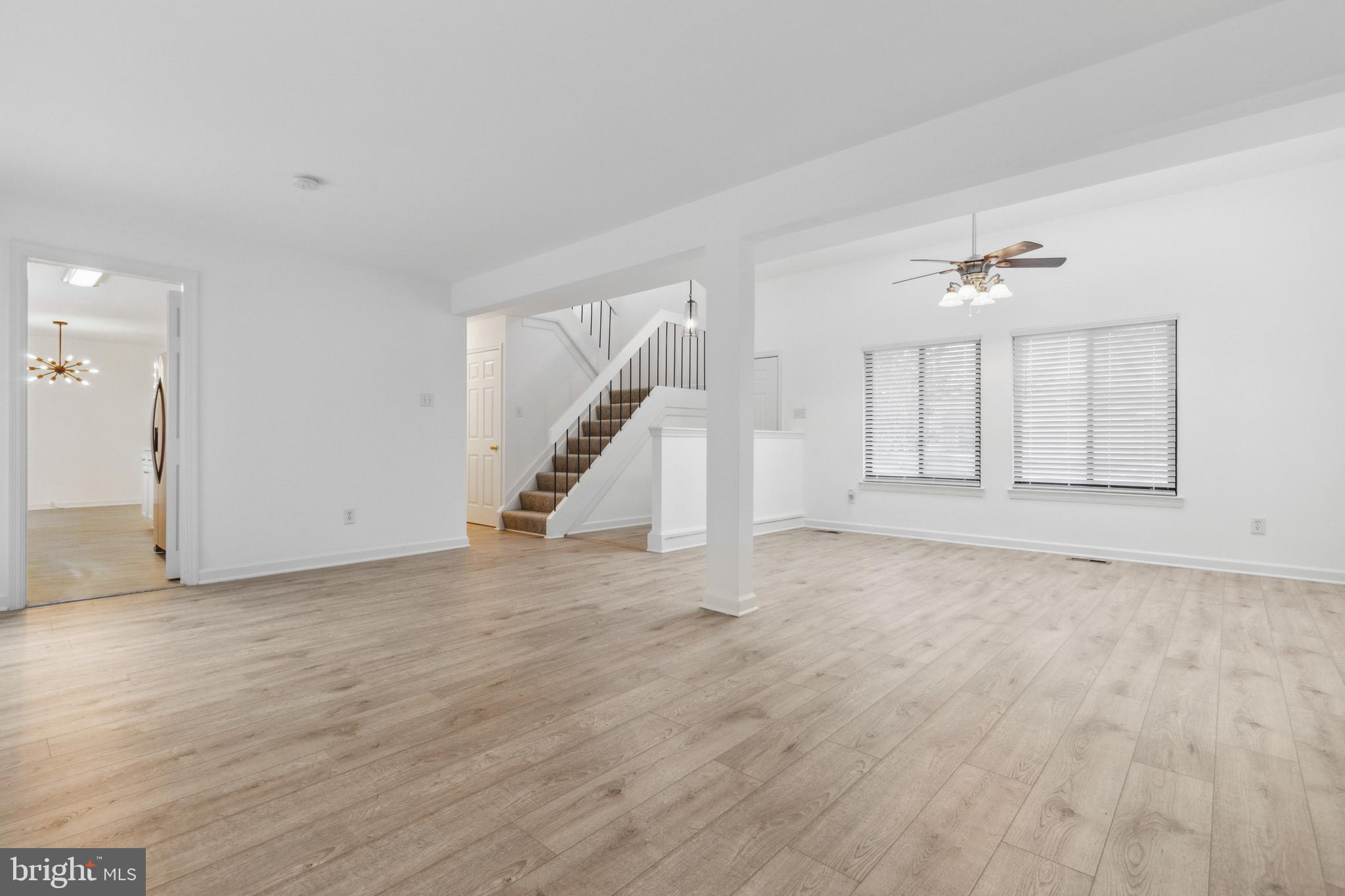 1008 Trinity Gate Street Herndon, VA 20170 - Photo 3 of 36 Open Concept Living