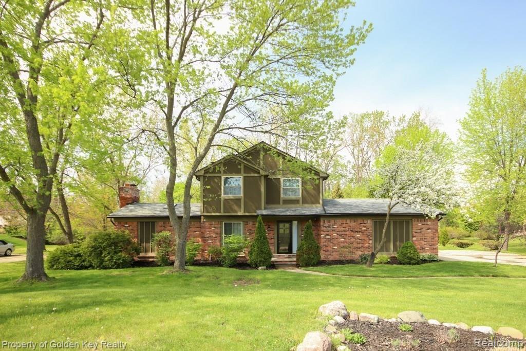 37520 West 8 Mile Road Farmington Hills, MI 48167 - Photo 1 of 26