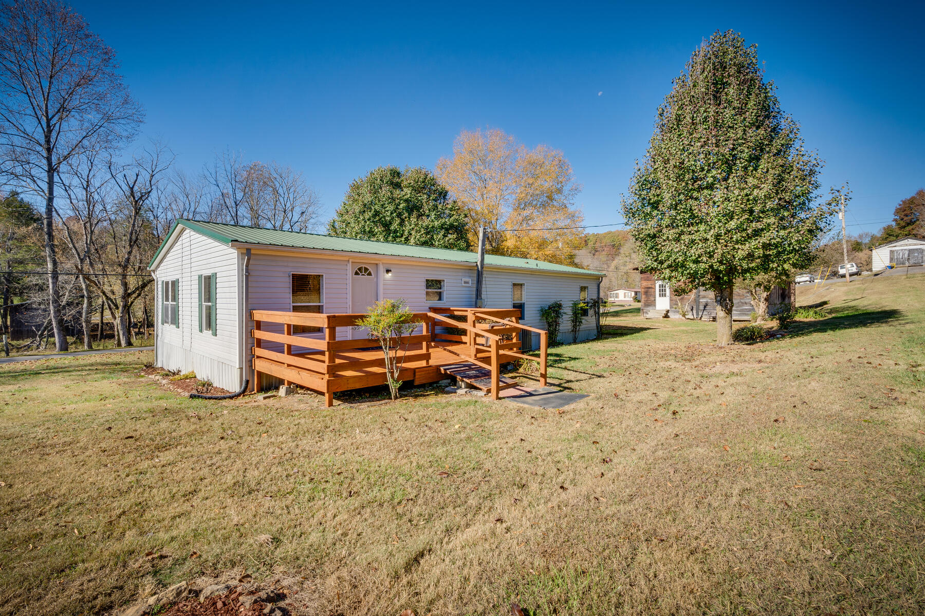 592 South Zions Hill Road Rogersville, TN 37857 - Photo 21 of 31 021