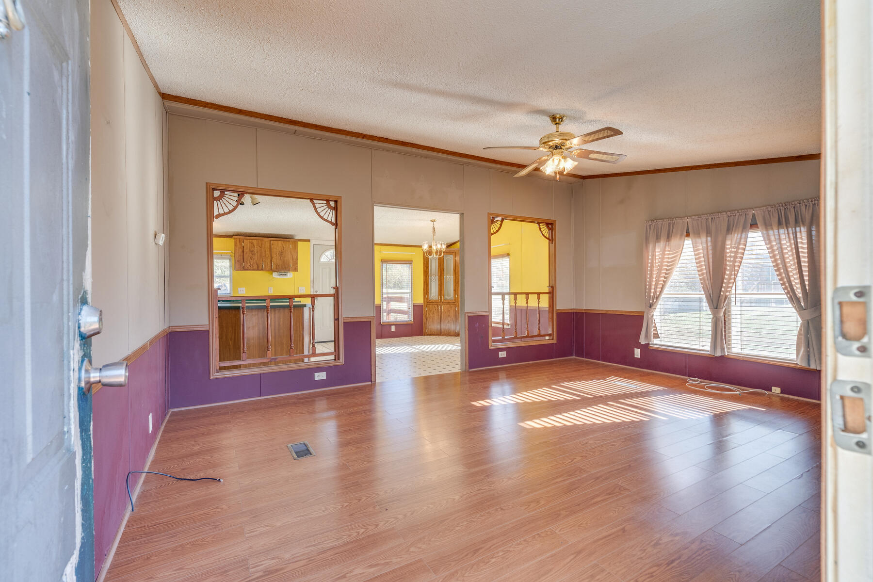 592 South Zions Hill Road Rogersville, TN 37857 - Photo 4 of 31 004