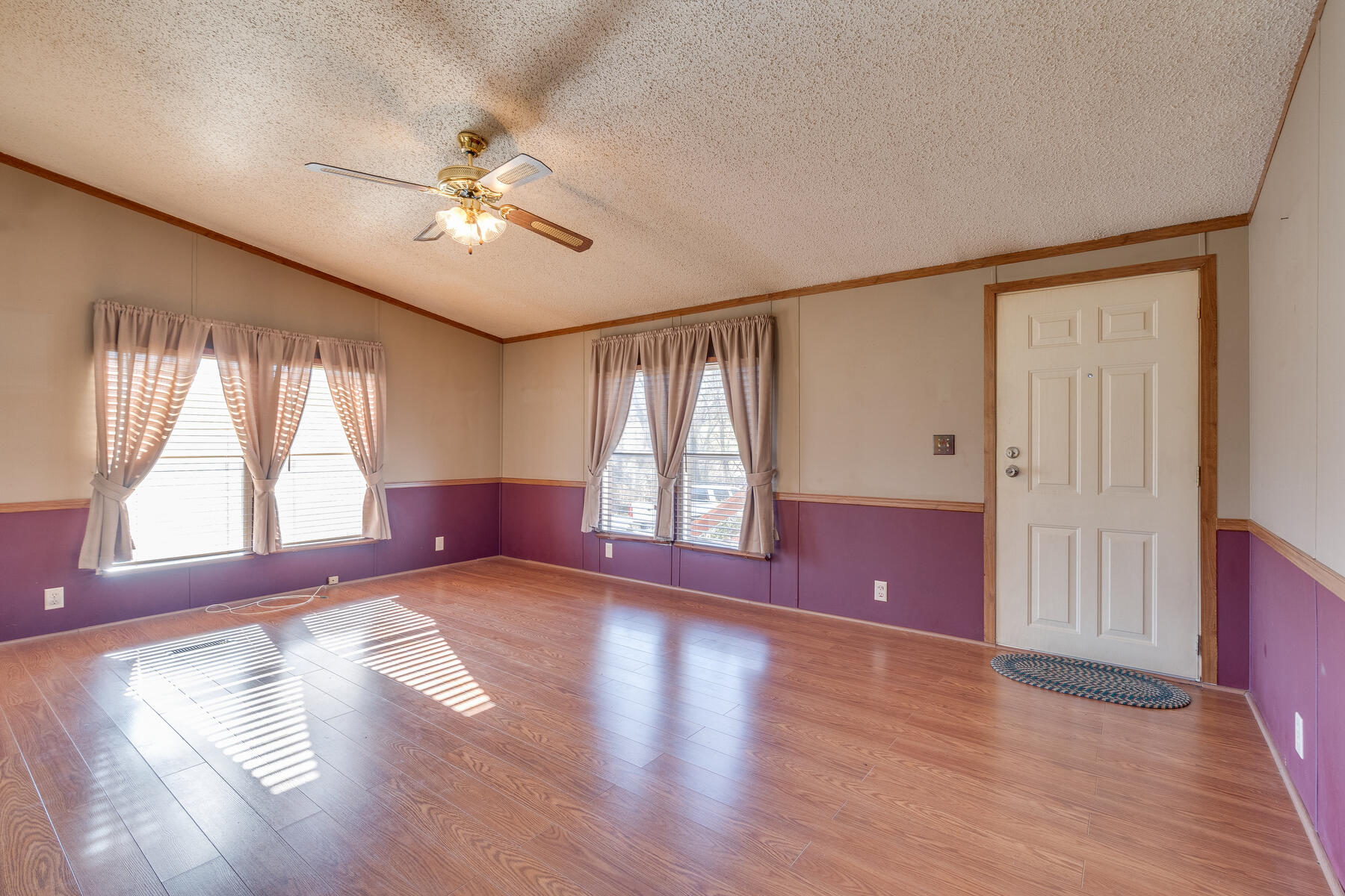 592 South Zions Hill Road Rogersville, TN 37857 - Photo 5 of 31 005