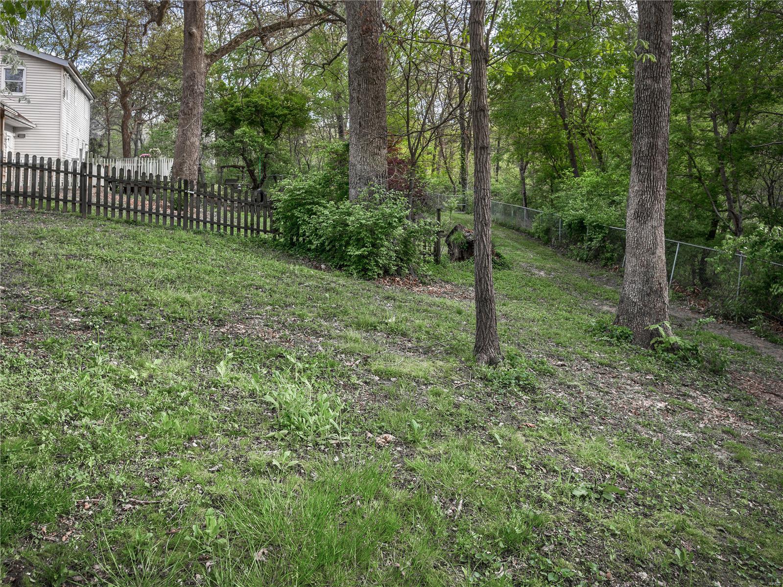 451 Longhi Road Collinsville, IL 62234 - Photo 18 of 57