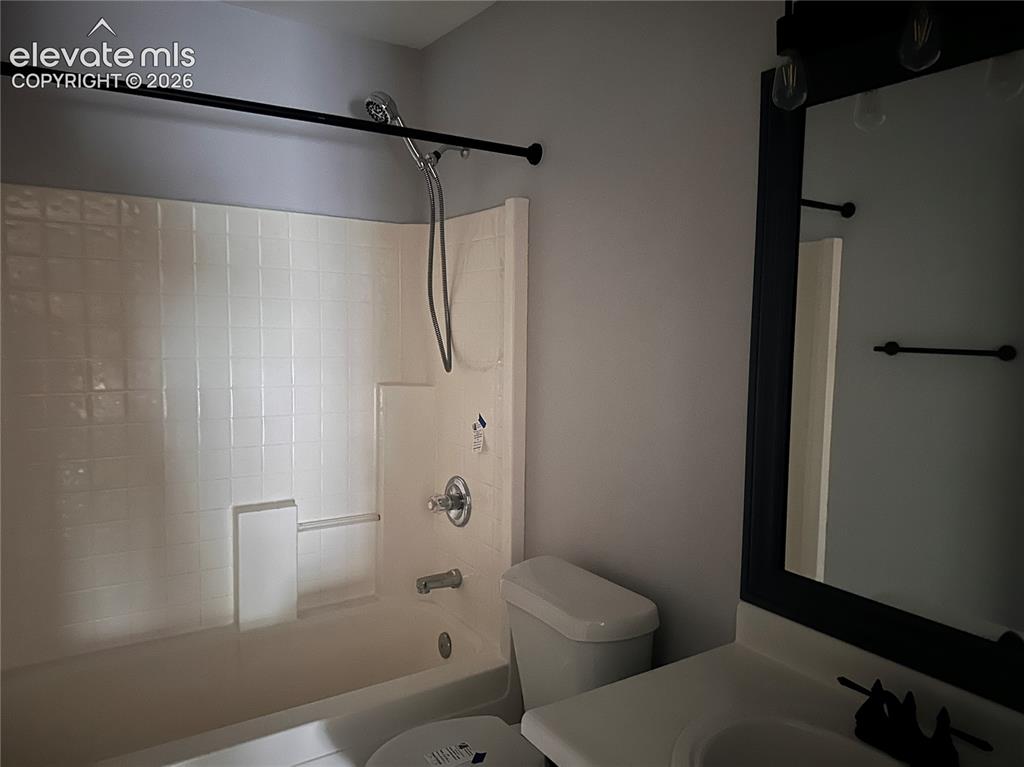 628 Prairie Star Circle Colorado Springs, CO 80916 - Photo 25 of 37 Hall Full bath