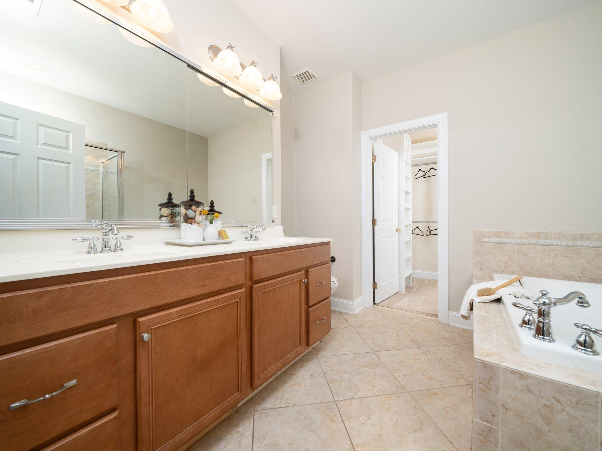 10124 Mizner Lane Raleigh, NC 27617 - Photo 17 of 31 Photo 17