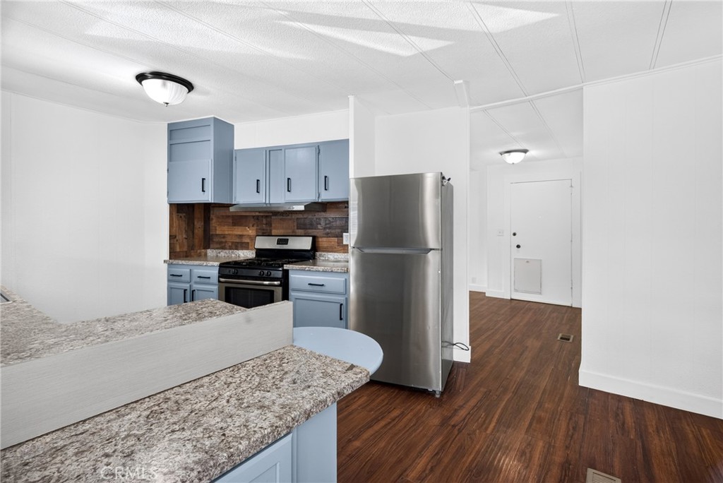 1025 South Riverside Avenue, Unit 38 Rialto, CA 92376 - Photo 22 of 41 Gallery Image 22