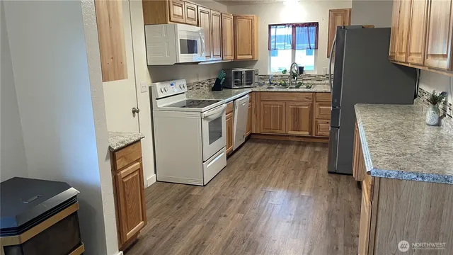 $380,000 | 409 North 11th Street, Elma, WA 98541