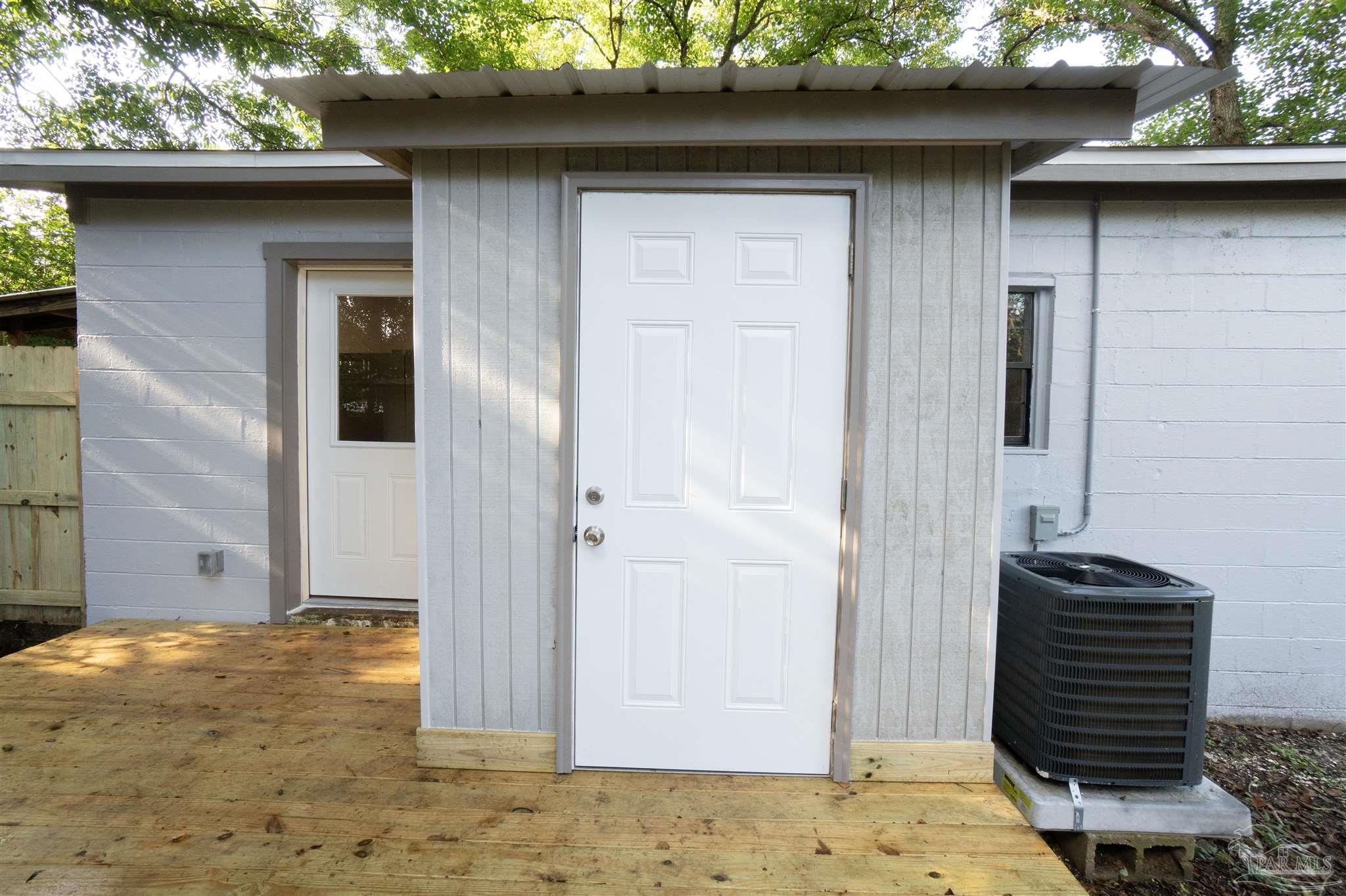 426 Forrest Street Cantonment, FL 32533 - Photo 20 of 25 a view of outdoor space