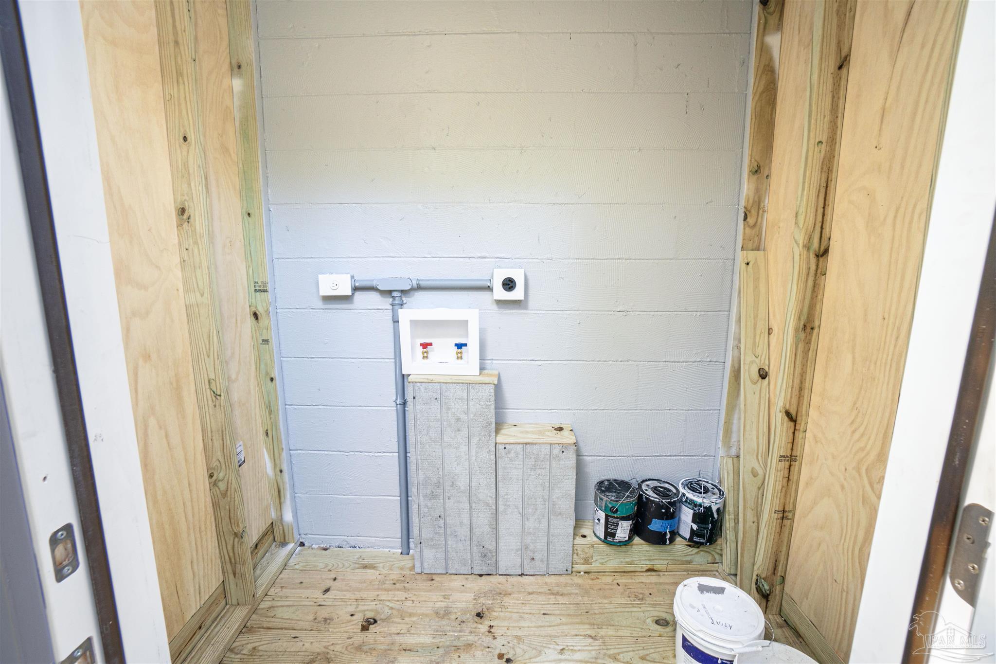 426 Forrest Street Cantonment, FL 32533 - Photo 21 of 25 a bathroom with a sink and a mirror