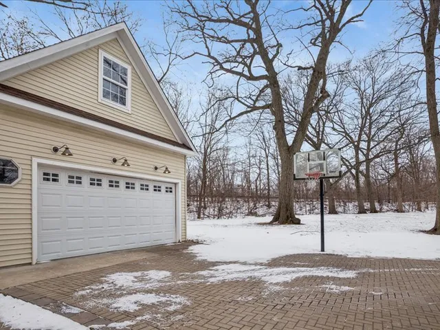 $649,900 | 701 Willis Street, Glen Ellyn, IL 60137