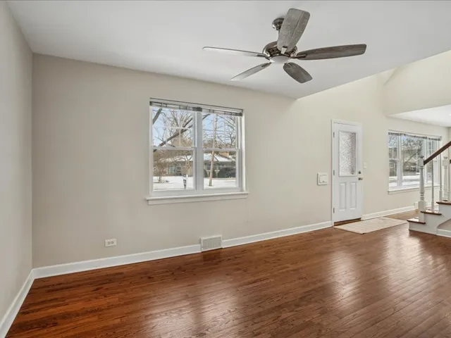 $649,900 | 701 Willis Street, Glen Ellyn, IL 60137