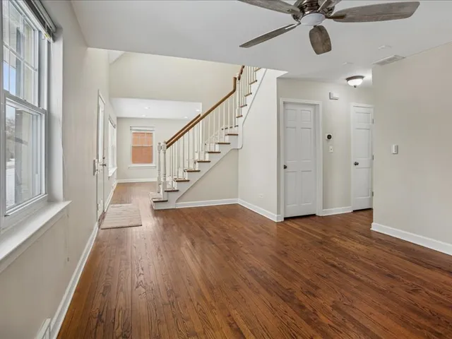 $649,900 | 701 Willis Street, Glen Ellyn, IL 60137