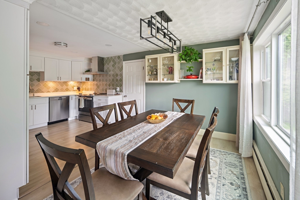 12 Karen Road Woburn, MA 01801 - Photo 5 of 33