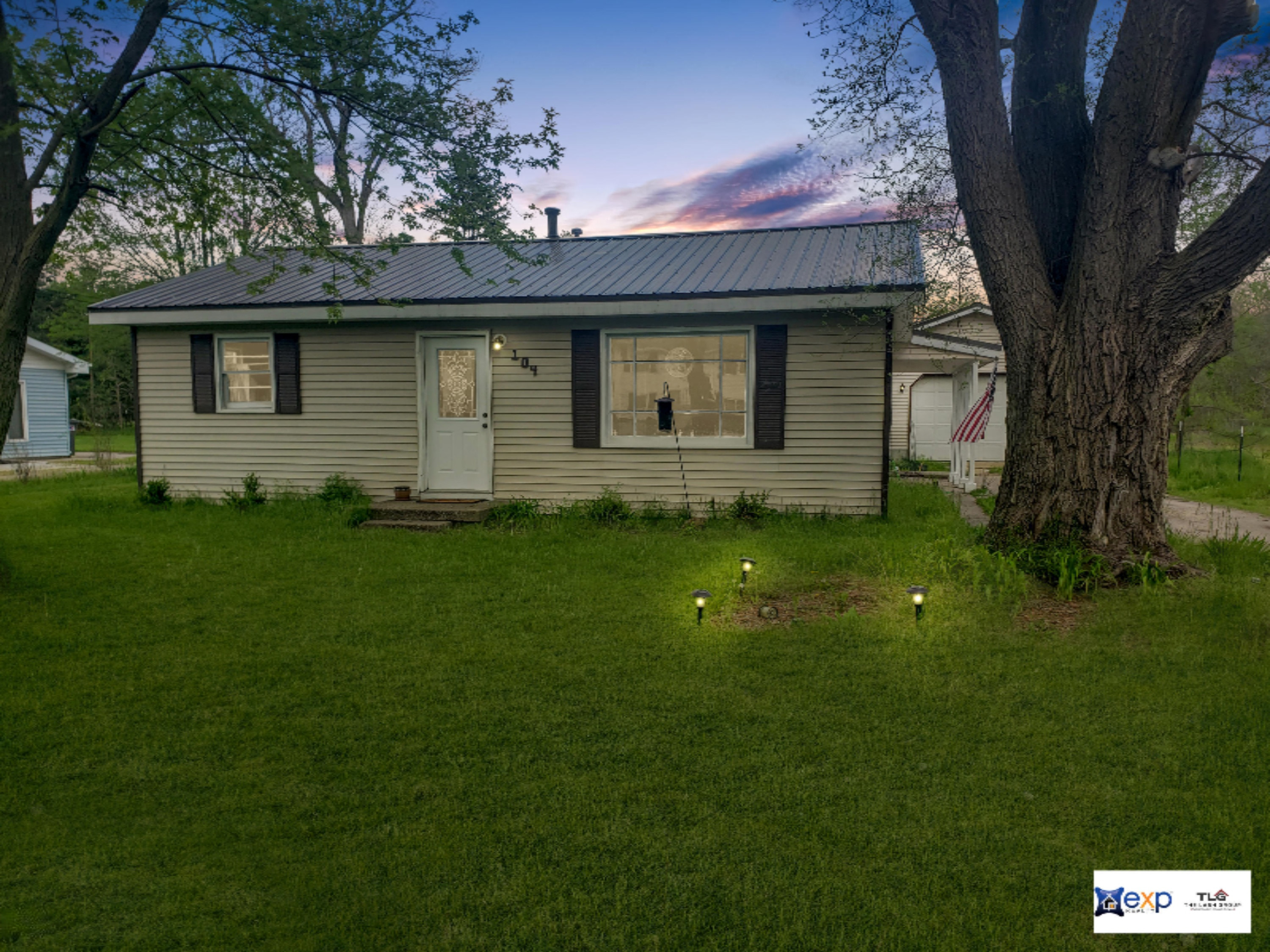 104 Brooks Road South Muskegon, MI 49442 - Photo 1 of 18 4185-20200523_162753