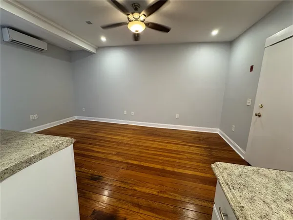 $2,400 | 38 Freebody Street, Unit 206, Newport, RI 02840