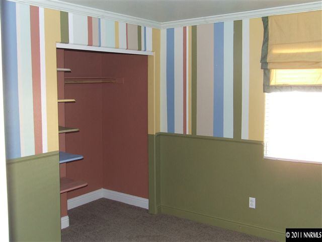 725 Fall Street Fernley, NV 89408 - Photo 5 of 6 Photo 5