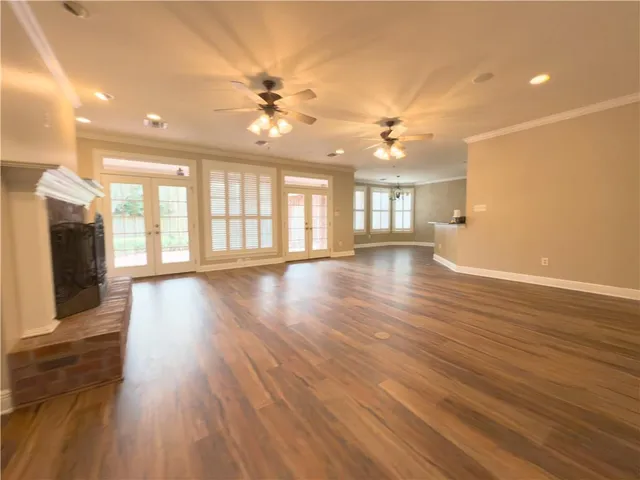 $725,000 | 150 Primrose Drive, Belle Chasse, LA 70037