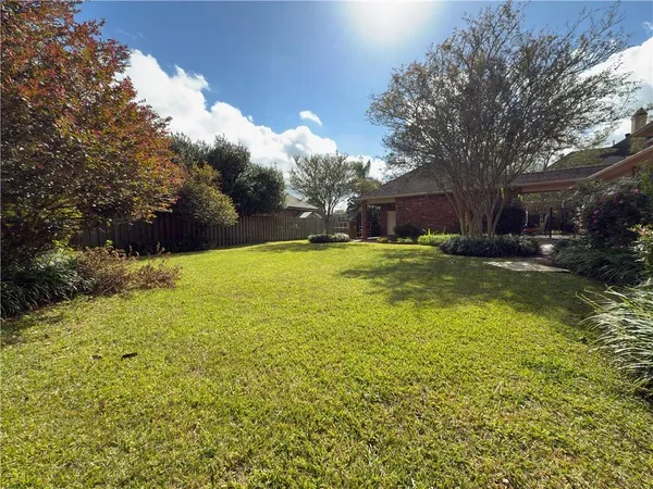 $715,000 | 150 Primrose Drive, Belle Chasse, LA 70037