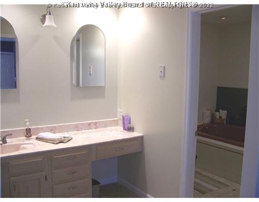 2582 Bluelick Road Winfield, WV 25213 - Photo 9 of 16 Master Bath/Spa.