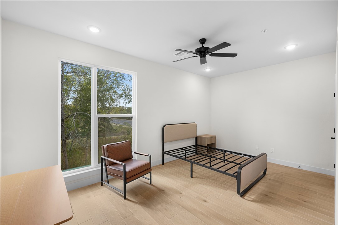 2539 East Villa Maria Road, Unit 12B Bryan, TX 77802 - Photo 15 of 37