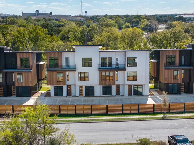 $3,000 | 2539 East Villa Maria Road, Unit 12B, Bryan, TX 77802