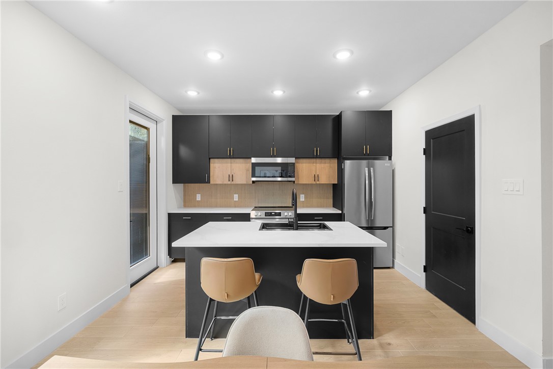 2539 East Villa Maria Road, Unit 12B Bryan, TX 77802 - Photo 9 of 37