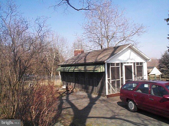 8 Rohrerstown Road Lancaster, PA 17603 - Photo 4 of 5 Gallery Image 4