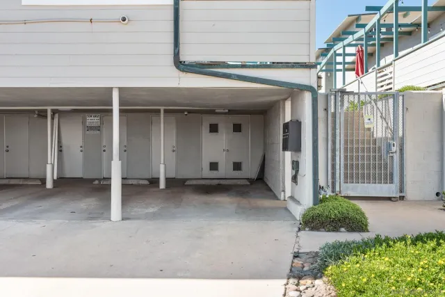 a view of a house with an empty space